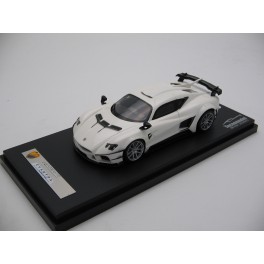 Mazzanti Evantra 1000 Cavalli - Pearl white 2016 Mazzanti Evantra 1000 Cavalli - Pearl white 2016
