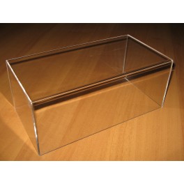 Vetrinetta in plexiglas per modello in scala 1/18 Vetrinetta in plexiglas per modello in scala 1/18